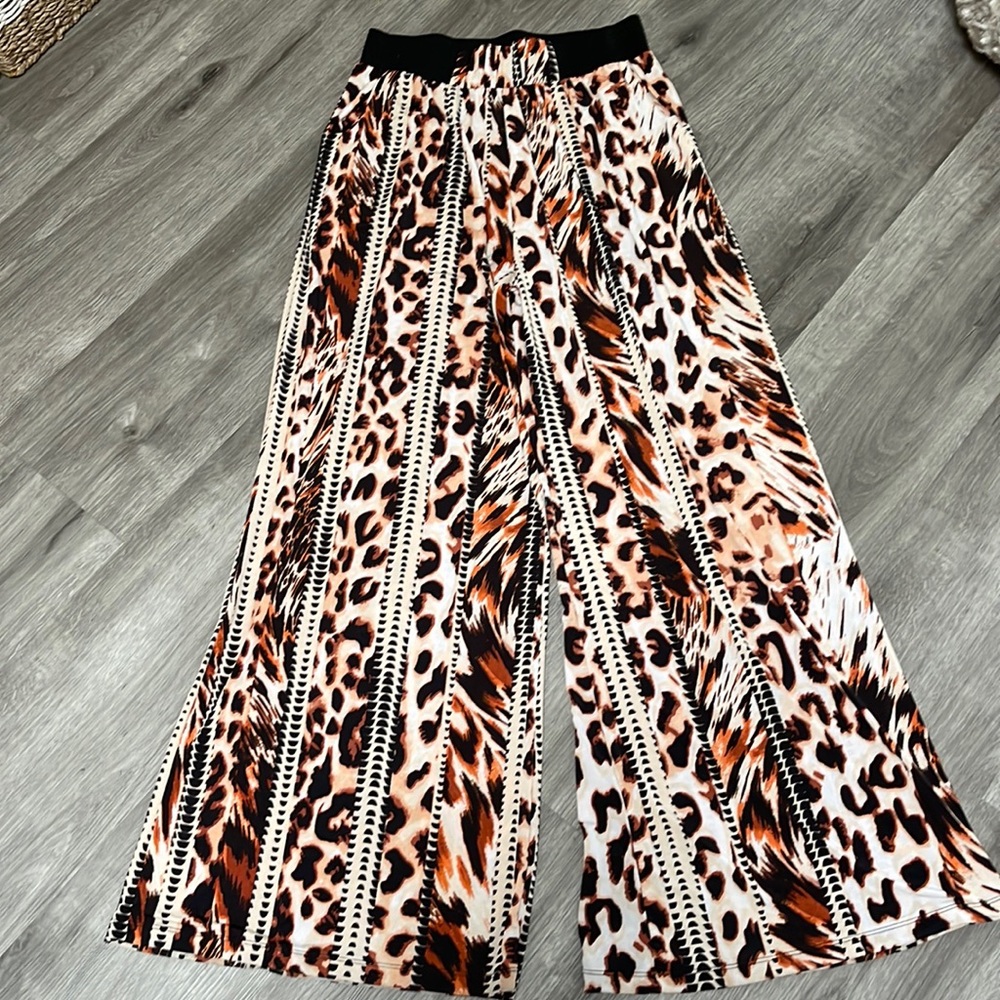 Wide leg animal print pants